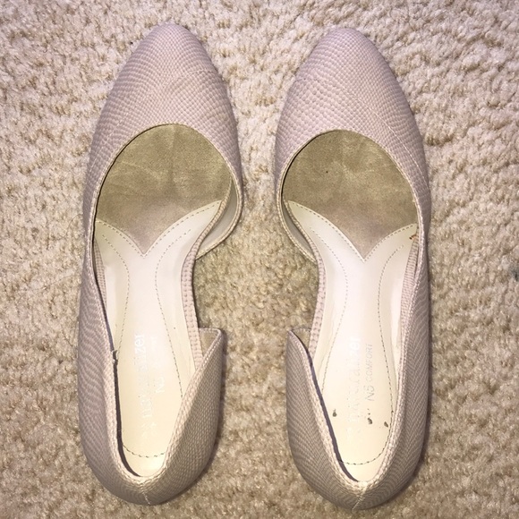 Heeled shoes from Naturalizer. Once used. - Picture 1 of 6